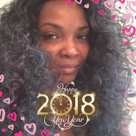 Meet your Posher, Tina - Picture 1 of 1